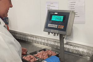 The importance of weighing for food manufacturers - AWM